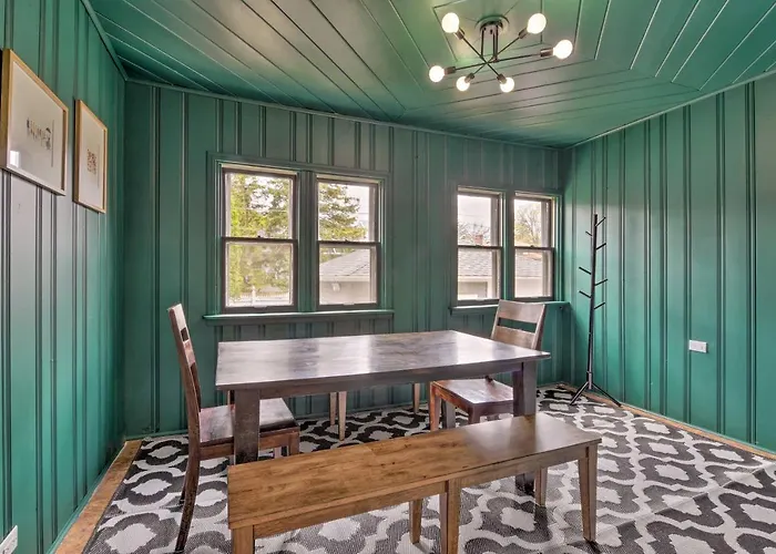 Spacious Home, 11 Mi To Downtown Chicago! * Oak Park